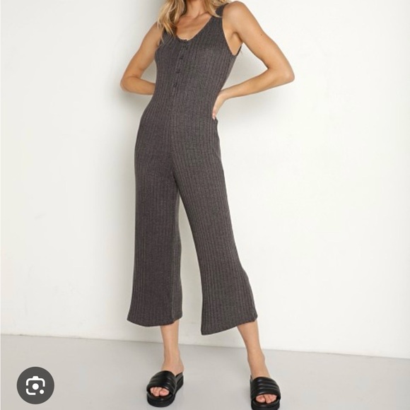 Z Supply Charcoal Ribbed Jumpsuit - Picture 2 of 7
